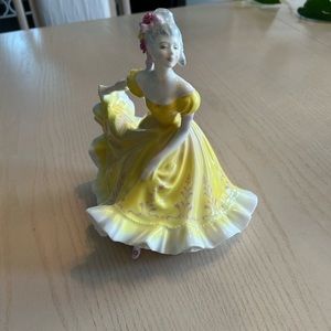 Royal Doulton - Ninette HN2379 COPR 1970